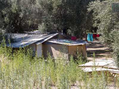 ...all�interno del quale trovano posto da anni le baracche di un campo rom